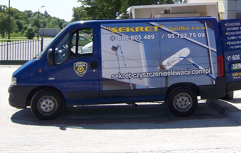 samochód firmowy sekret